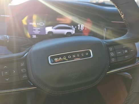 Used 2024 Jeep Wagoneer Launch Edition image 10