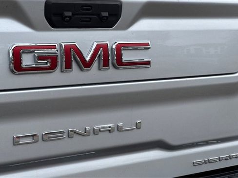 Used 2021 GMC Sierra 2500 Denali w/ Denali Ultimate Package image 54