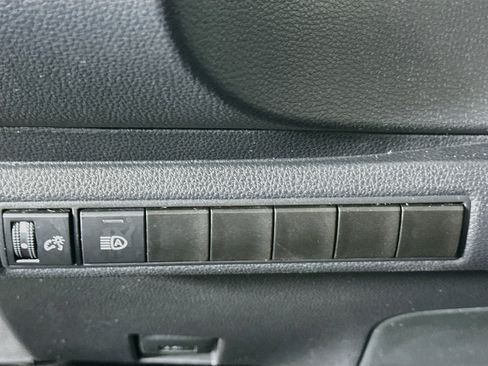 Used 2025 Toyota Corolla LE FWD image 16