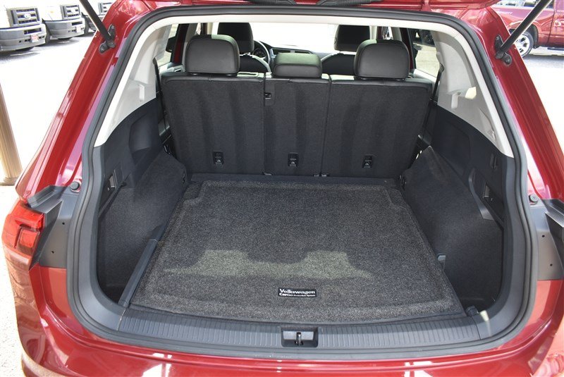 Used 2019 Volkswagen Tiguan SE w/ Panoramic Sunroof Package AWD/4WD image 27