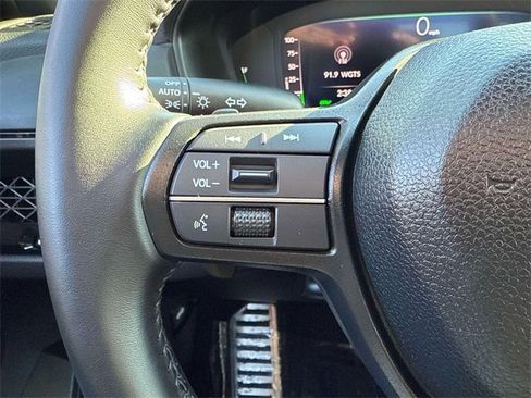 Used 2025 Honda Accord Sport image 23