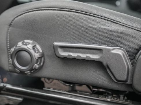 Used 2021 Jeep Gladiator Sport image 20