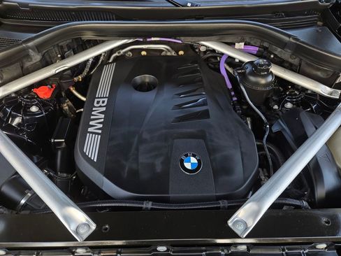 Used 2024 BMW X6 xDrive40i w/ Executive Package image 36