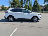 Used 2022 Ford Edge SEL w/ Convenience Package image 3