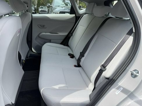 Used 2026 Hyundai Kona SE FWD image 7