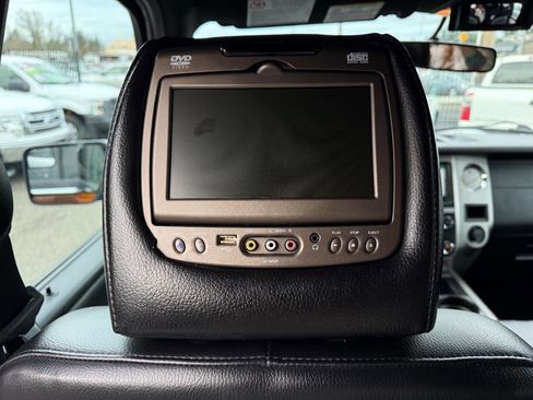 Used 2015 Ford Expedition EL XLT w/ Equipment Group 202A image 27