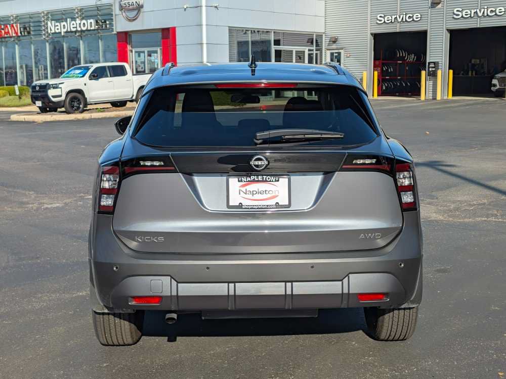 Used 2026 Nissan Kicks SV w/ SV Premium Package AWD/4WD image 6