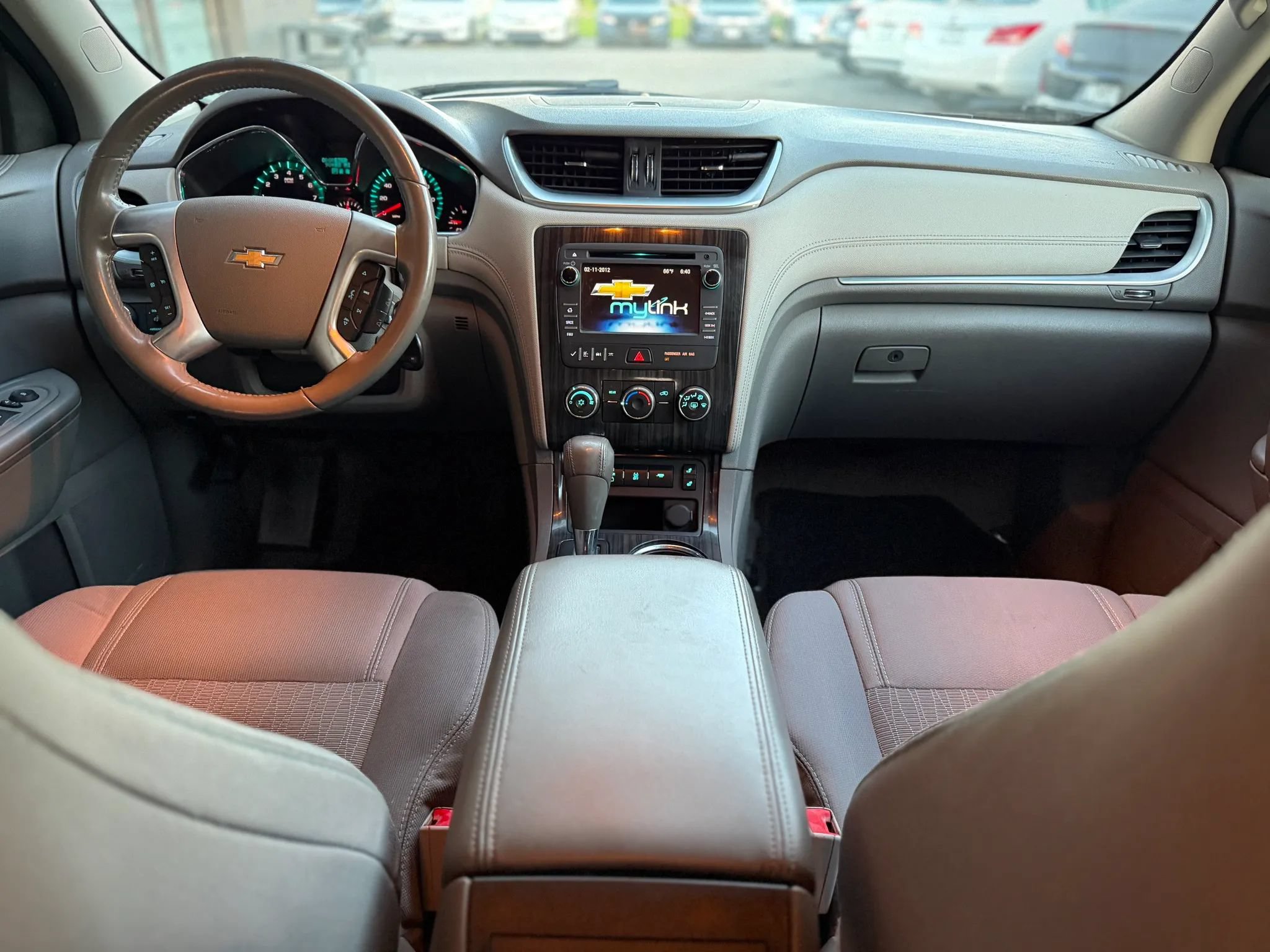 Used 2014 Chevrolet Traverse LT w/ All-Star Edition AWD/4WD image 7