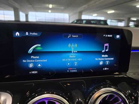 Used 2023 Mercedes-Benz GLB 250 GLB 250 w/ Premium Package image 50