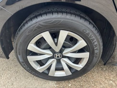 Used 2022 Honda Civic LX image 12