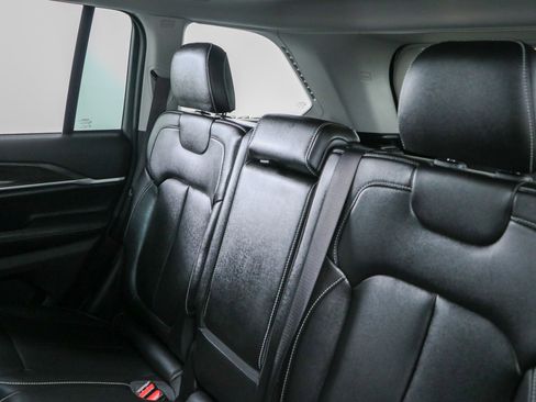 Used 2023 Jeep Grand Cherokee 4WD 4xe image 26