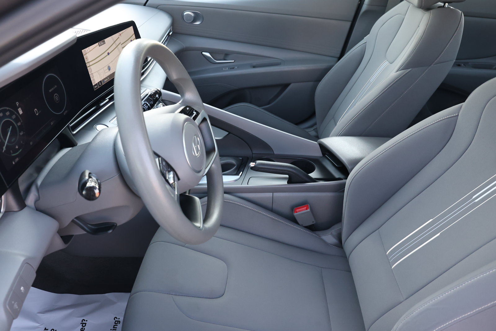 Used 2024 Hyundai Elantra SEL FWD image 14