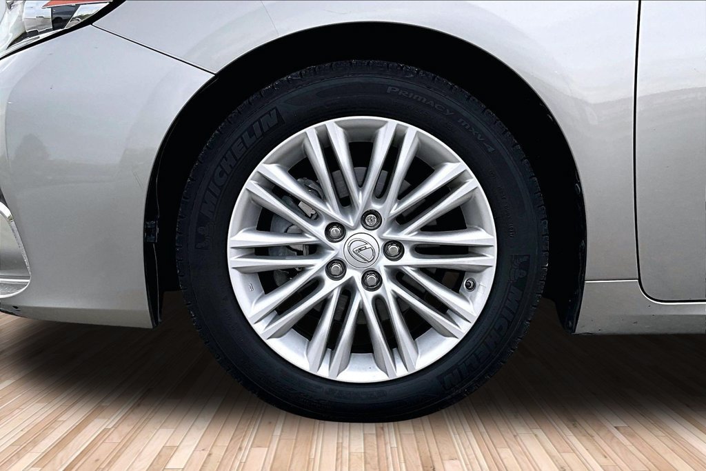 Used 2017 Lexus ES 350 w/ Premium Package FWD image 8