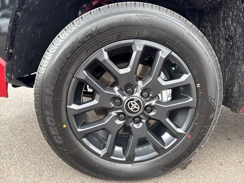 New 2025 Toyota Tundra Platinum image 7