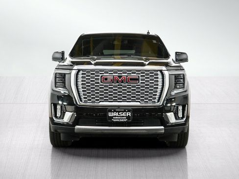 Used 2022 GMC Yukon XL Denali AWD/4WD image 8