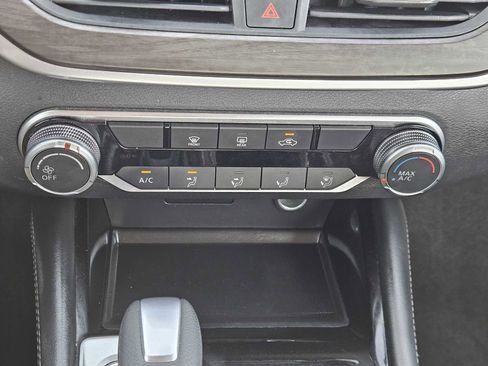 Used 2023 Nissan Altima 2.5 SV image 19