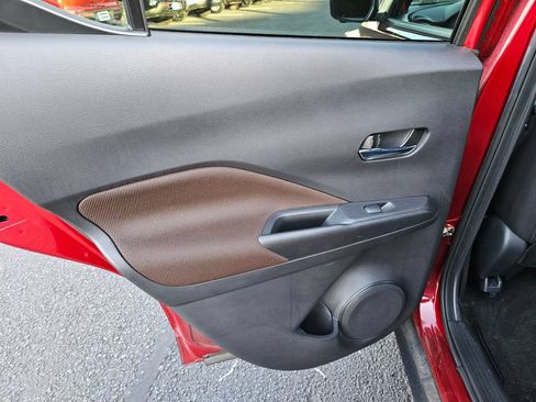 Used 2022 Nissan Kicks SR FWD image 9
