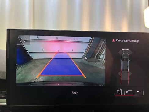 Used 2021 Audi A4 2.0T Premium image 17