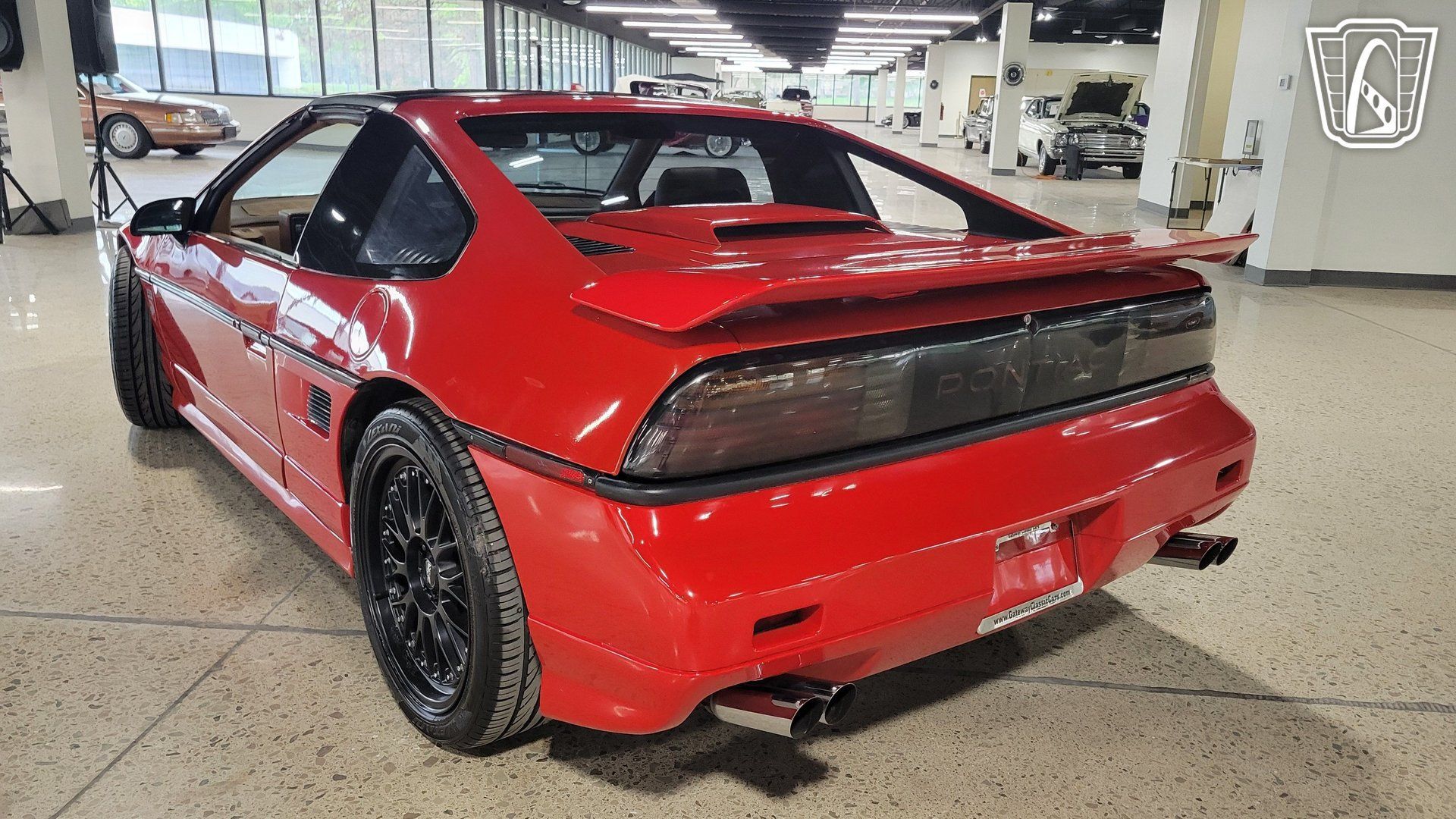 Used 1988 Pontiac Fiero GT RWD image 13