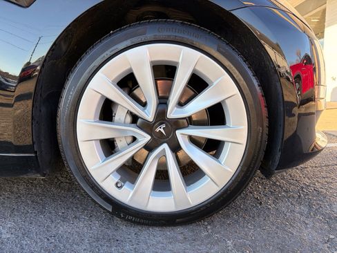 Used 2022 Tesla Model 3 image 30