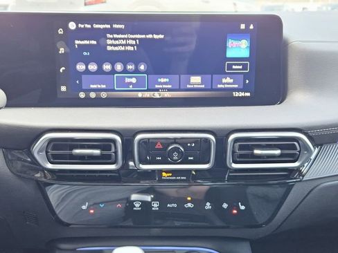 New 2026 Nissan Sentra SV w/ SV Convenience Package FWD image 21