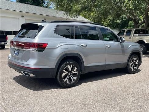 Used 2026 Volkswagen Atlas SE FWD image 25