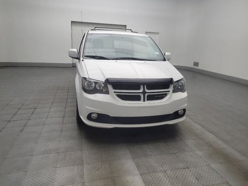 Used 2017 Dodge Grand Caravan GT FWD image 14