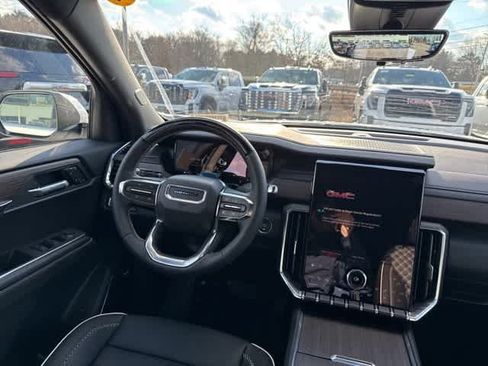 New 2026 GMC Acadia Denali w/ Super Cruise Package image 15