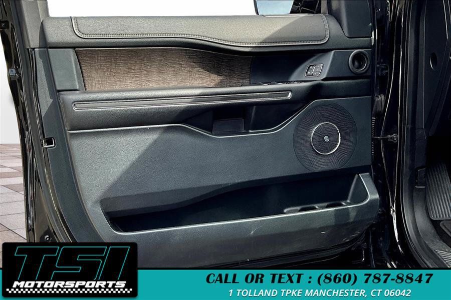 Used 2019 Ford Expedition Limited AWD/4WD image 23