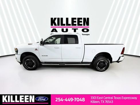 Used 2025 RAM 2500 Laramie AWD/4WD image 4