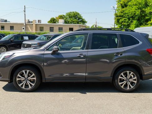Used 2023 Subaru Forester Limited AWD/4WD image 4
