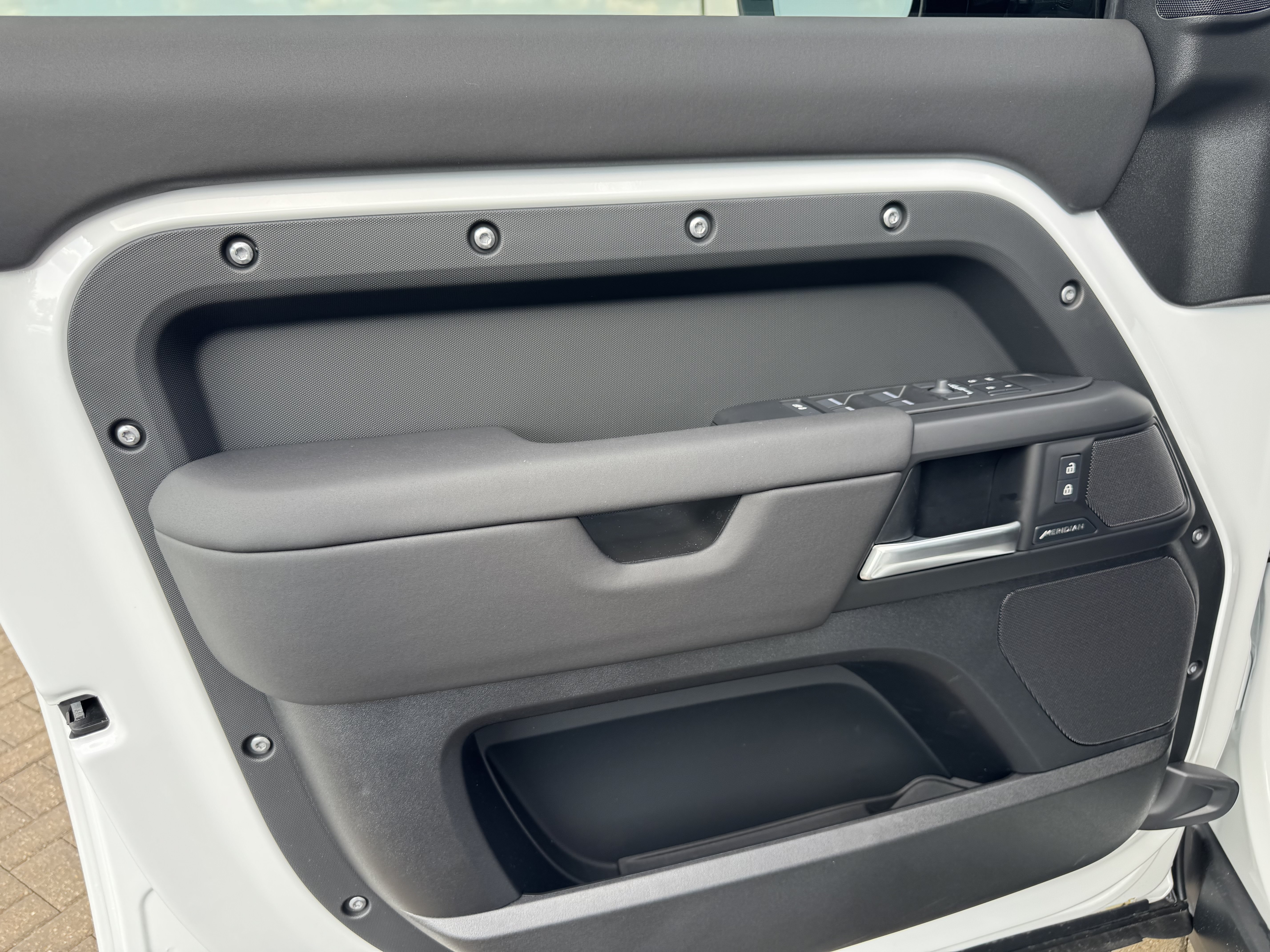 New 2026 Land Rover Defender 110 S AWD/4WD image 10