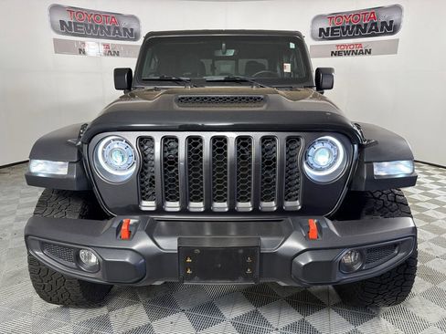 Used 2023 Jeep Gladiator Mojave w/ Trailer Tow Package AWD/4WD image 9