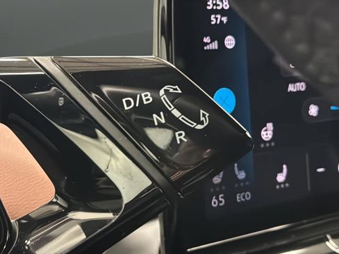 Used 2022 Volkswagen ID.4 Pro S image 19