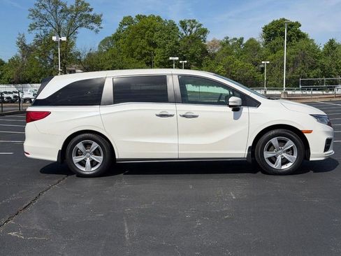 Used 2018 Honda Odyssey EX-L image 2