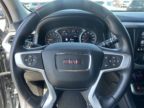 Used 2020 GMC Acadia SLT w/ LPO, Floor Liner Package FWD image 11