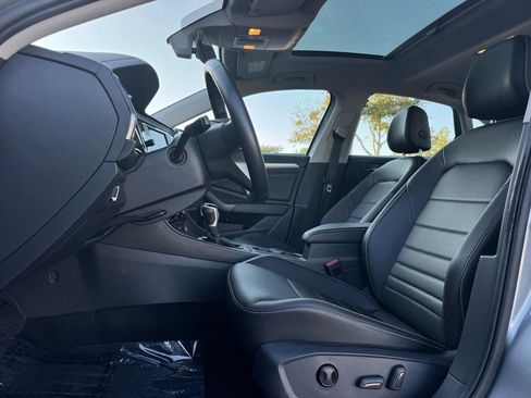 Used 2024 Volkswagen Jetta SE image 14