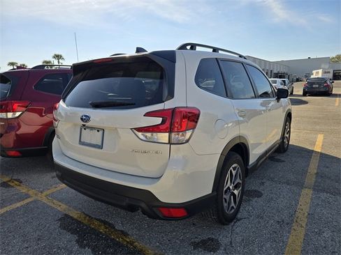 Certified 2024 Subaru Forester Premium image 4