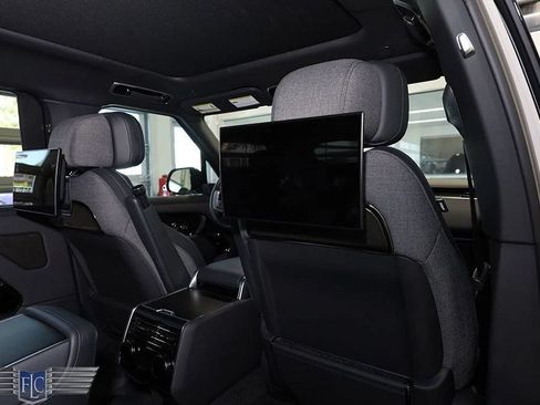 Used 2023 Land Rover Range Rover SV AWD/4WD image 21