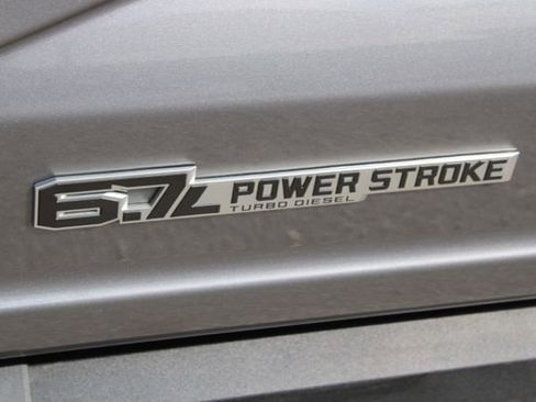 Used 2024 Ford F250 Lariat w/ Black Appearance Package image 20