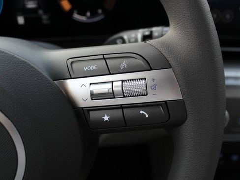 New 2026 Hyundai Kona SE image 13