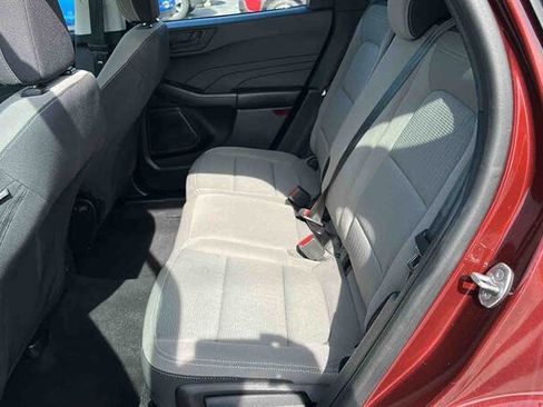 Used 2021 Ford Escape S image 10