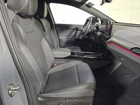 Used 2023 Volkswagen ID.4 S image 22