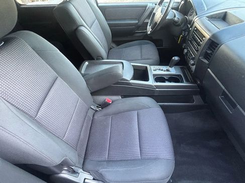 Used 2012 Nissan Titan SV w/ SV Value Truck Pkg AWD/4WD image 21