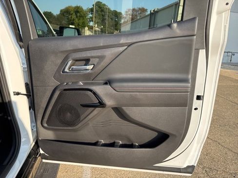 New 2024 Chevrolet Silverado EV RST image 24