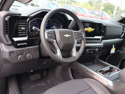 New 2026 Chevrolet Silverado 3500 LTZ w/ LTZ Plus Package AWD/4WD image 6