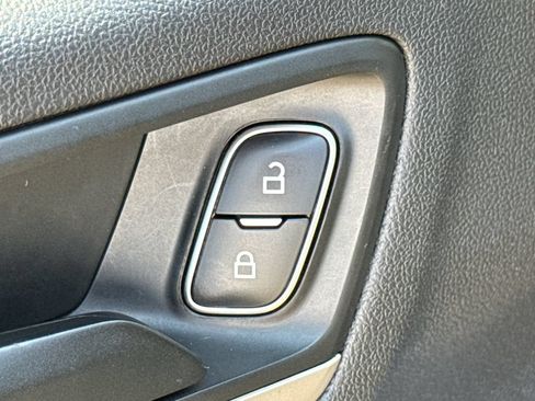 Used 2022 Ford Escape SE w/ Convenience Package FWD image 20