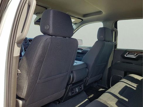 New 2026 GMC Sierra 1500 SLE w/ Preferred Package image 12