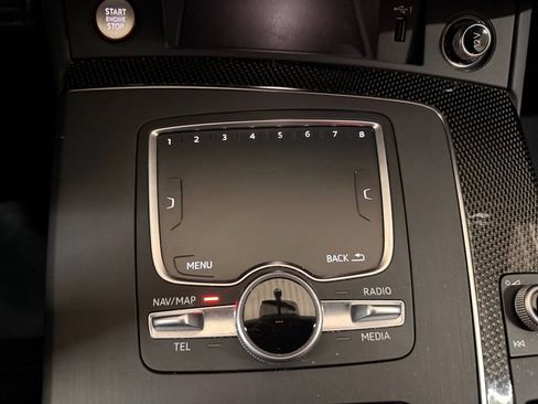 Used 2018 Audi SQ5 Prestige AWD/4WD image 23