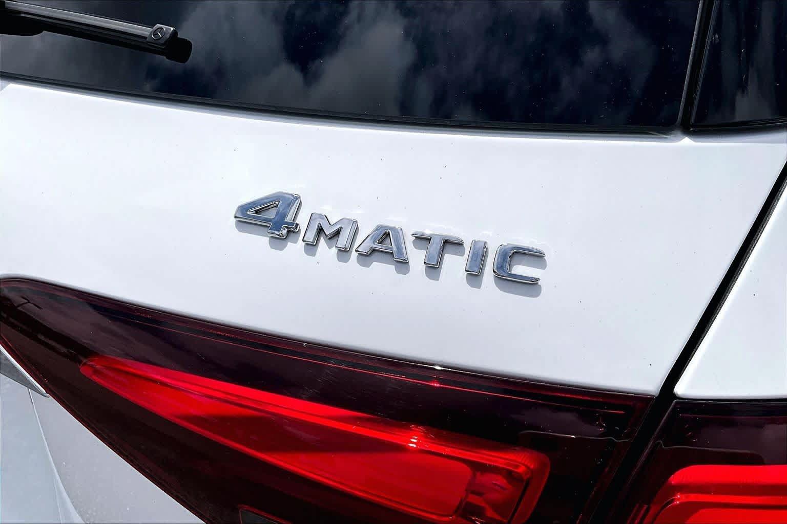 Certified 2025 Mercedes-Benz GLE 450e 4MATIC image 10